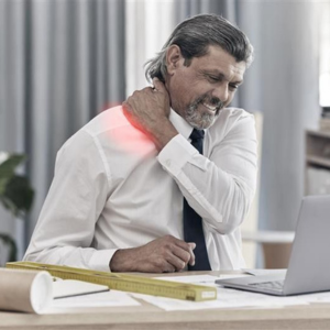 Shoulder pain treatment in Gurgaon with physiotherapy session