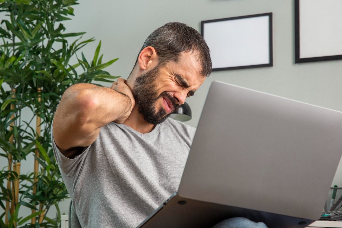 best Neck pain treatment in Gurgaon